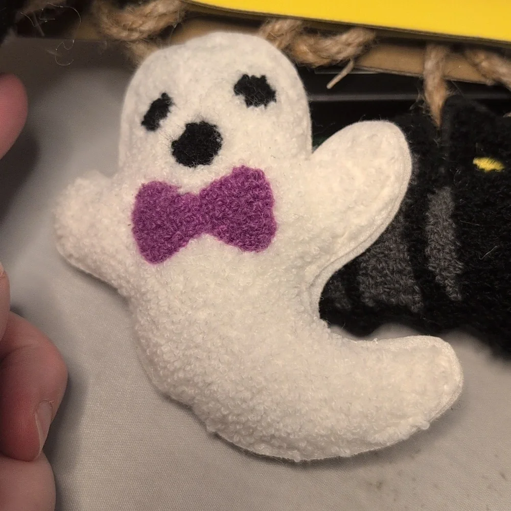 Candy Cane Lane Halloween 6 Foot Garland Ghost Jack O' Lantern Bat